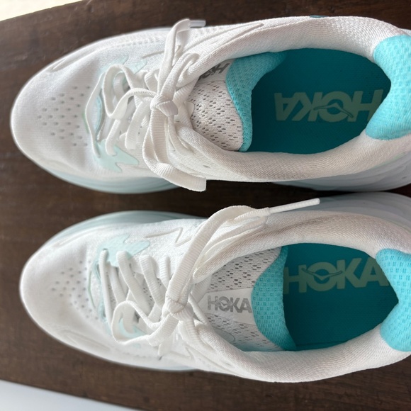 Hoka Clifton 10 white/cielo, NEW, 6.5 B -fits like 7, worn twice - Picture 7 of 8